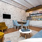 Apartment Casa De Amicis Rovinj