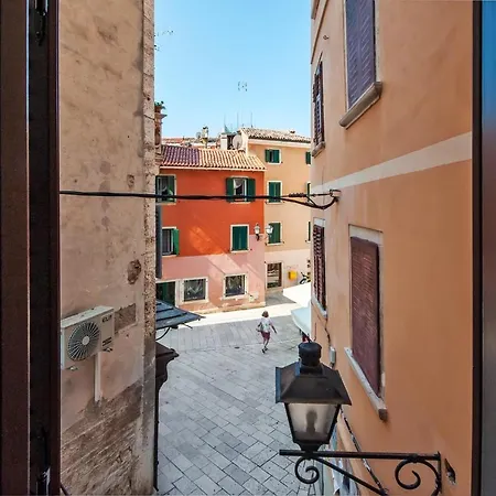 Casa De Amicis Rovigno