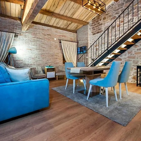 Апартаменты Casa De Amicis *