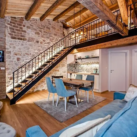 Апартаменты Casa De Amicis