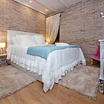 Casa De Amicis